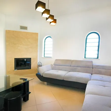 וילה Casa De Verao - Swimming Pool - Free Wifi - By Bedzy פריירס